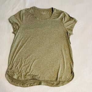 Athleta Short Sleeve Crew Tee in Olive